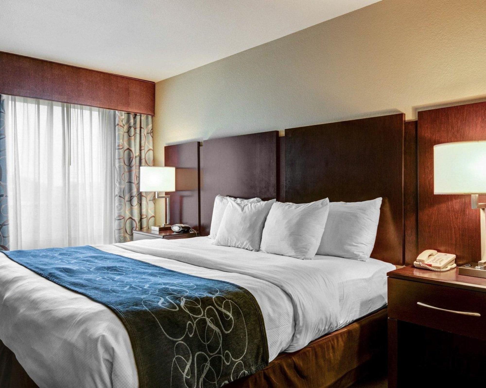 Comfort Suites Near Hot Springs Park Екстер'єр фото