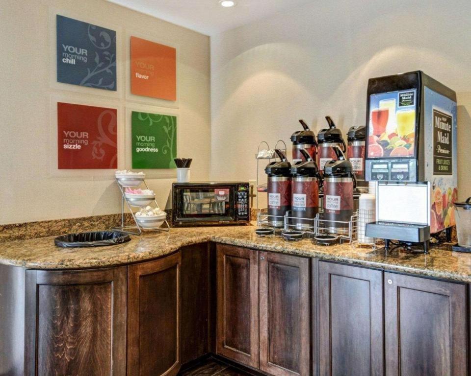 Comfort Suites Near Hot Springs Park Екстер'єр фото