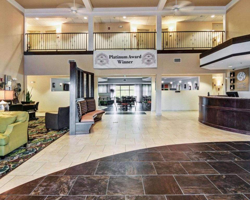 Comfort Suites Near Hot Springs Park Екстер'єр фото